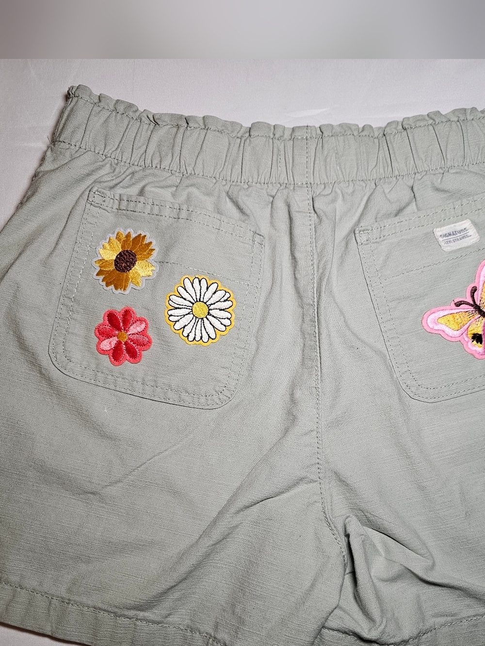 Signature by Levi Strauss Sage Green Embroidered Floral & Butterfly Cargo Shorts - Picture 3 of 7